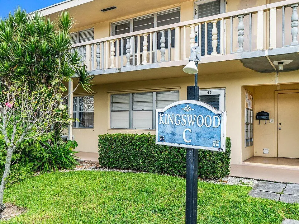 52 Kingswood E #C
