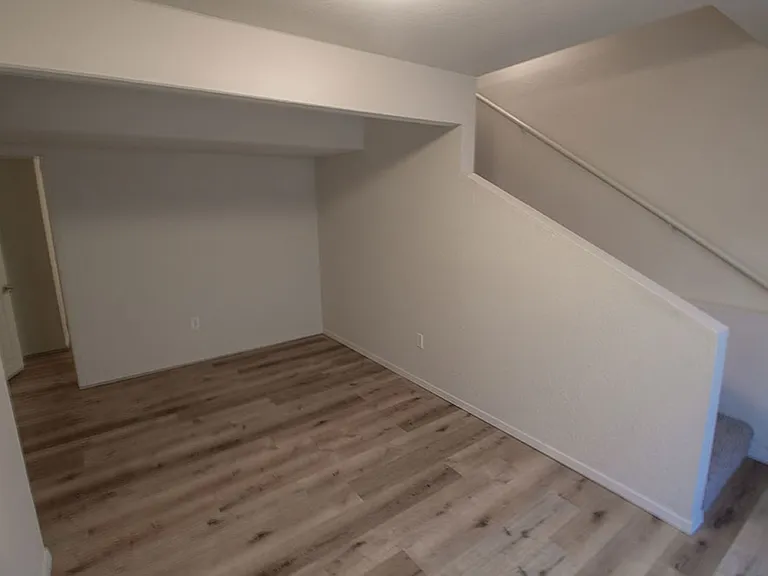 1007 W Ash St — Photo 22