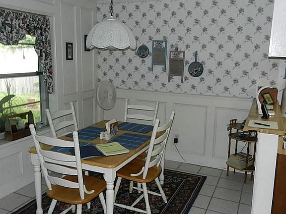 2nd image of 22403 Woodrose Dr