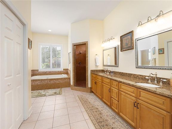 4th image of 164 Butler Lake Dr