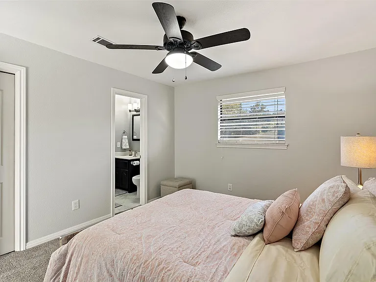 414 Gregg Dr — Photo 17