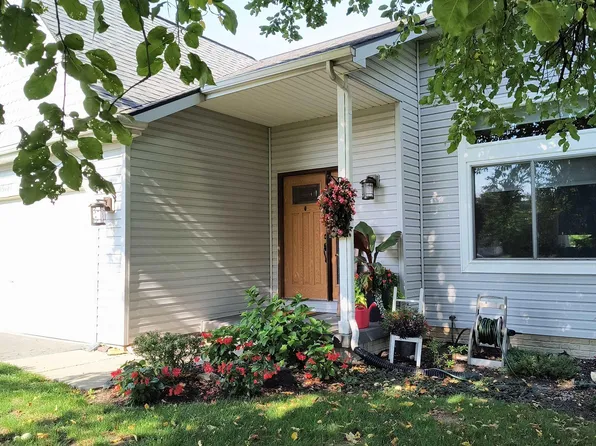 15021 Knottingham Dr, Linden, MI 48451