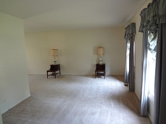 2nd image of 708 Cutters Mill Ln