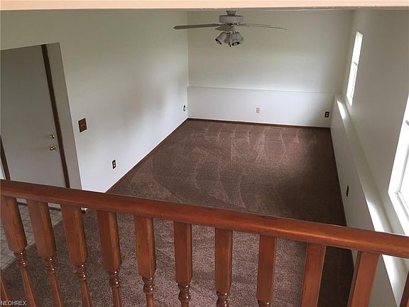 5th image of 918 Westview Ct