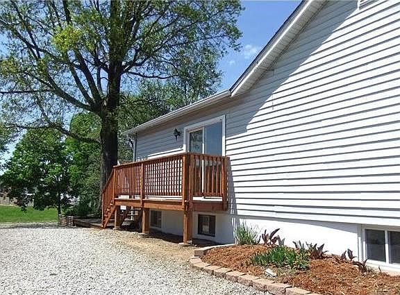 4th image of 4625 Esther Ave