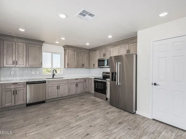 35326 W Ardmore Rd, Tonopah, AZ 85354