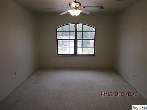 5th image of 1206 Elke Cir