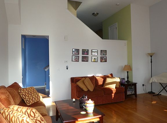 4th image of 3547 S Oakley Ave