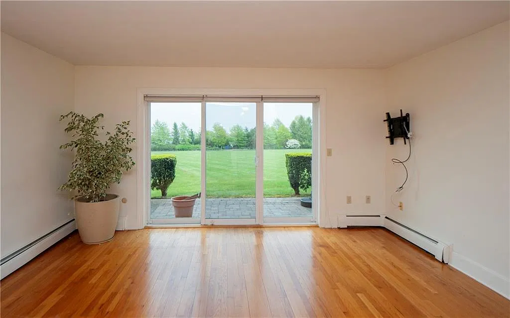 2 bed, 2.5 bath, 1200 sqft, $2,650 — Photo 1