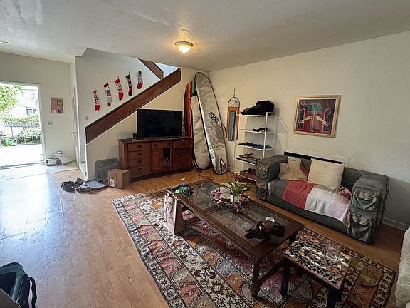 2nd image of 4930 W Point Loma Blvd Unit F