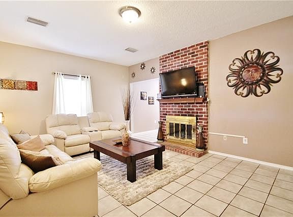 5th image of 3001 Northrope St