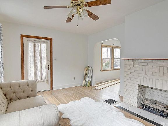 4th image of 1537 Westona Dr