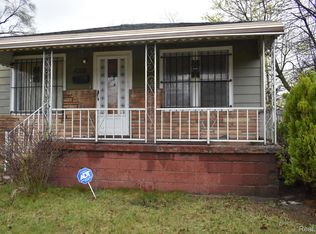 21004 Parkside Blvd, Ferndale, MI