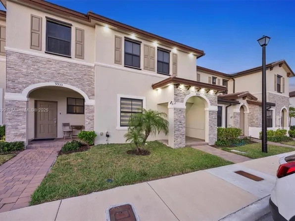 9925 SW 228th Ter, Miami, FL 33190