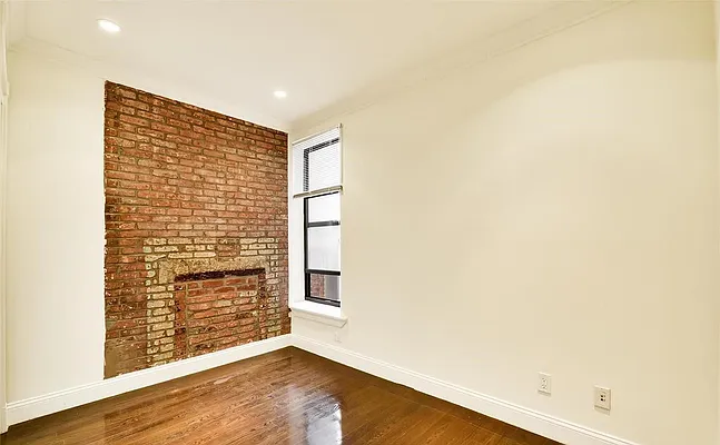 Rented by Trion Real Estate Management | media 11