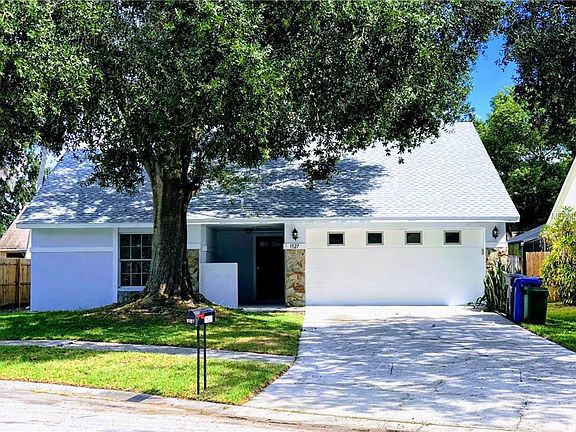 5th image of 1527 High Knoll Dr