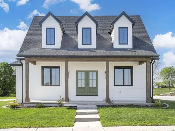 878 E Valley Trail Drive, Republic, MO 65738