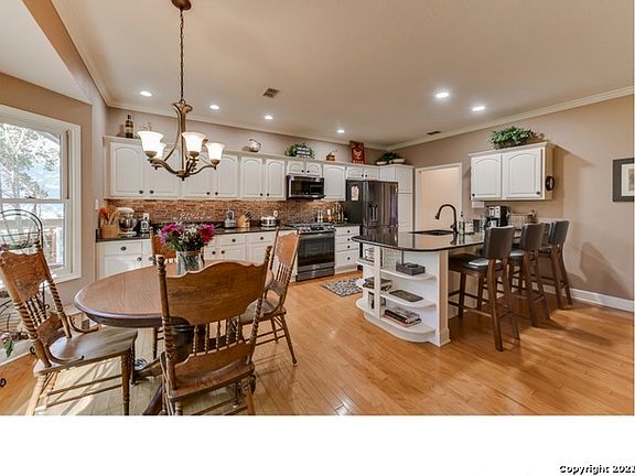 5th image of 114 Elm Springs Dr