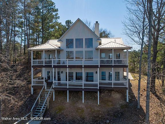 Image 2: 63F4B51D-B196-4A51-ACA3-0ADA91BB5193