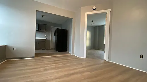 228 Francis Ave Photo 1
