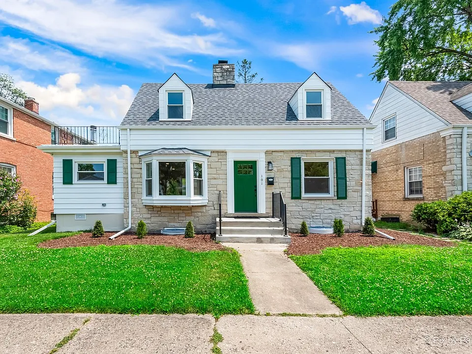 101 N Knight Ave