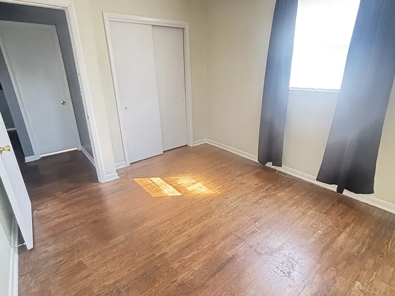 221 Bonnavue Dr — Photo 6