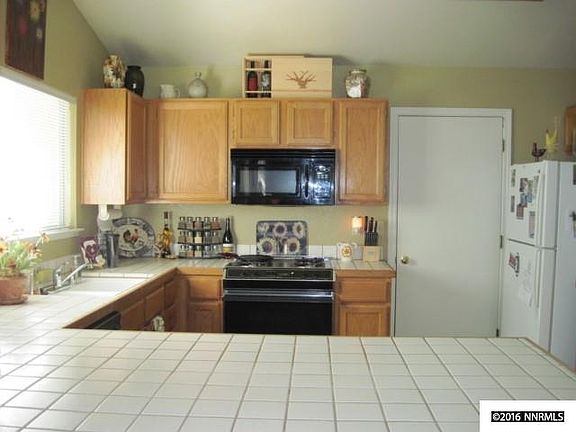 2nd image of 1655 Lantana Dr