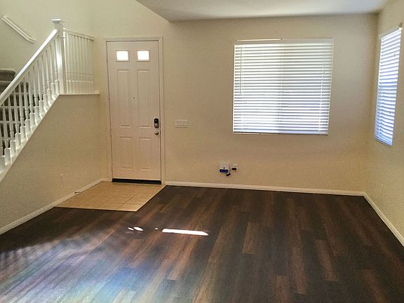 2nd image of 29528 Peacock Mountain Dr