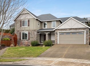 15329 SE Gilbert St, Happy Valley, OR 97086