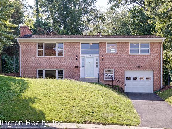 3rd image of 2806 S Fern St