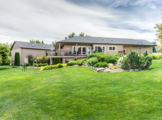 1327 N Autumn Wind Dr, Nampa, ID 83687