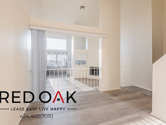 2nd image of 8309 Cedros Ave APT 310