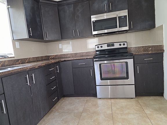 2nd image of 3701 SW 48th Ave
