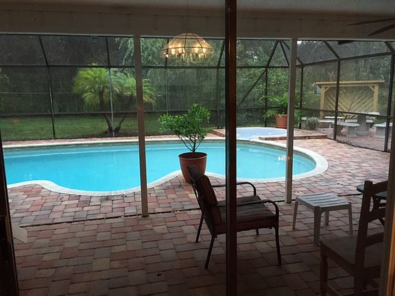 4th image of 2175 W Dolphin Dr