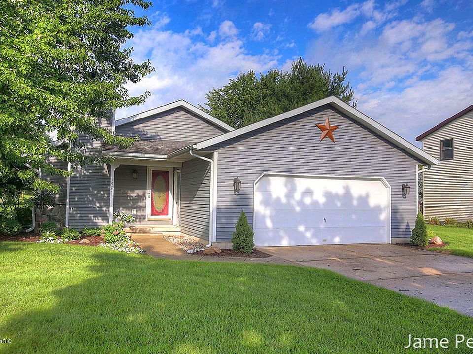 1st image of 1407 Trinidad Dr NW