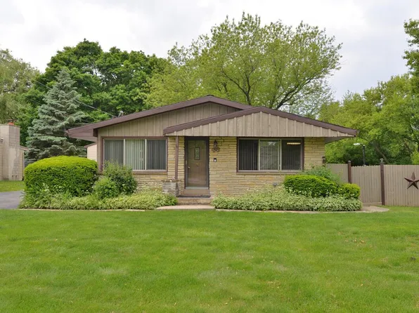38 South Emmertsen ROAD, Mount Pleasant, WI 53406