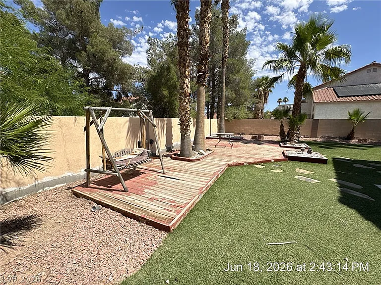 8240 Marcasel Dr — Photo 28