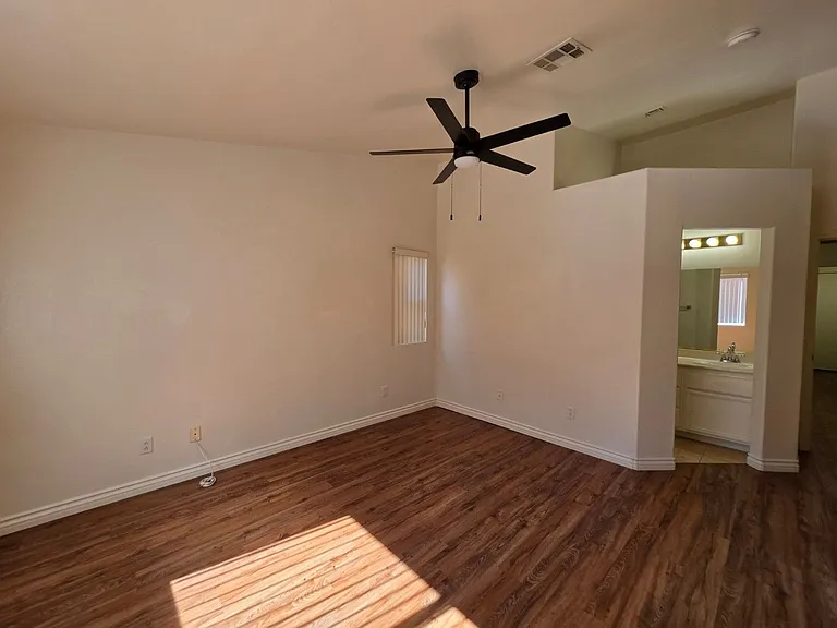 1641 Eagle Peak Way — Photo 17