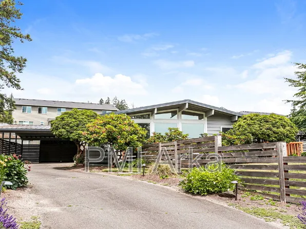 33 243rd Pl SE, Bothell, WA 98021