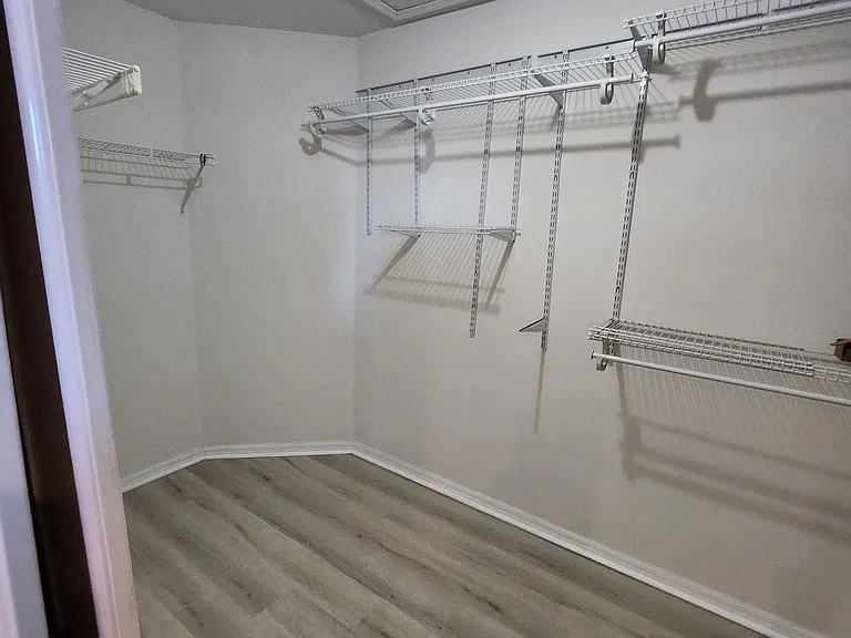 2512 Brookstone Dr — Photo 26