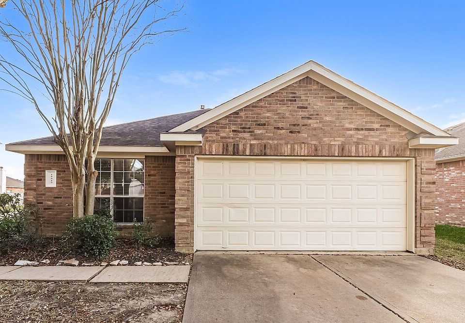 1st image of 15527 Lady Shery Ln