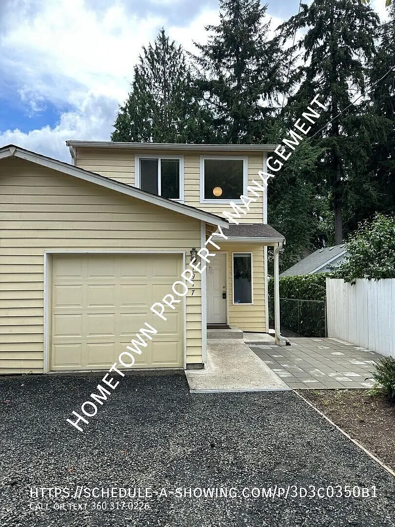 2 Bed, 2.5 Bath - Great Westside Location! Available Now! — Photo 1
