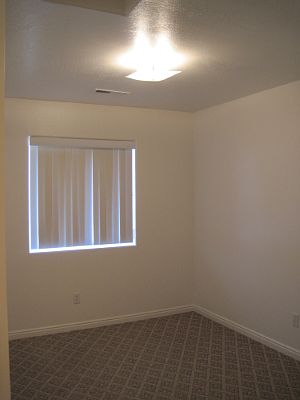 5th image of 731 N 195 W