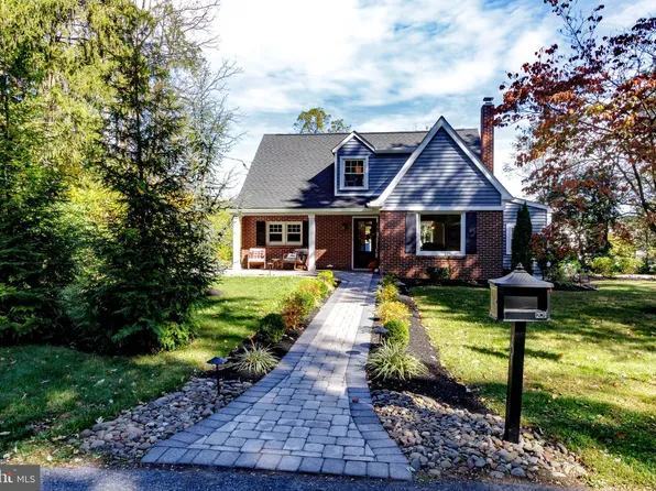 201 Henry Ave, Boyertown, PA 19512