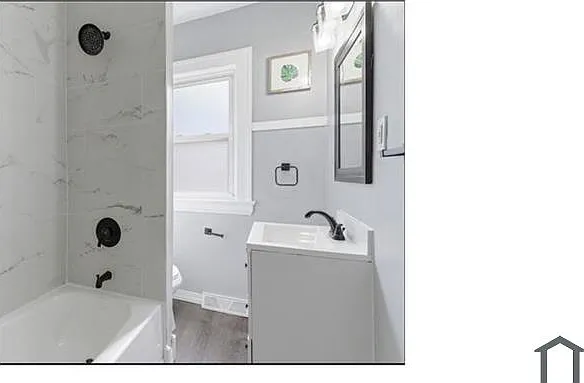 3395 Euclid Heights Blvd #1 — Photo 3
