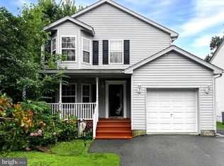 225 Cadle Ave, Edgewater, MD 21037