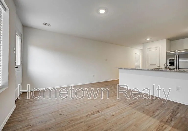 3308 NW 148th St — Photo 11