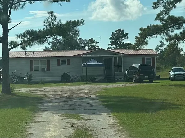 20911 Deep Springs Rd, Fountain, FL 32438