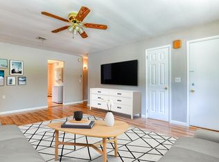 12 Tulip Pl, Toms River, NJ