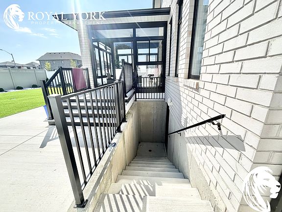 4th image of 1509 Rockport St #2